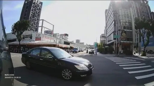 台中酒駕男藏毒遇警心虛逃　大迴轉狂飆仍被逮！警1句話讓他吐血