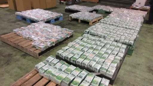 台中港進口家具怪怪的 掀開見「21億元毒品」超驚人!近年最大宗
