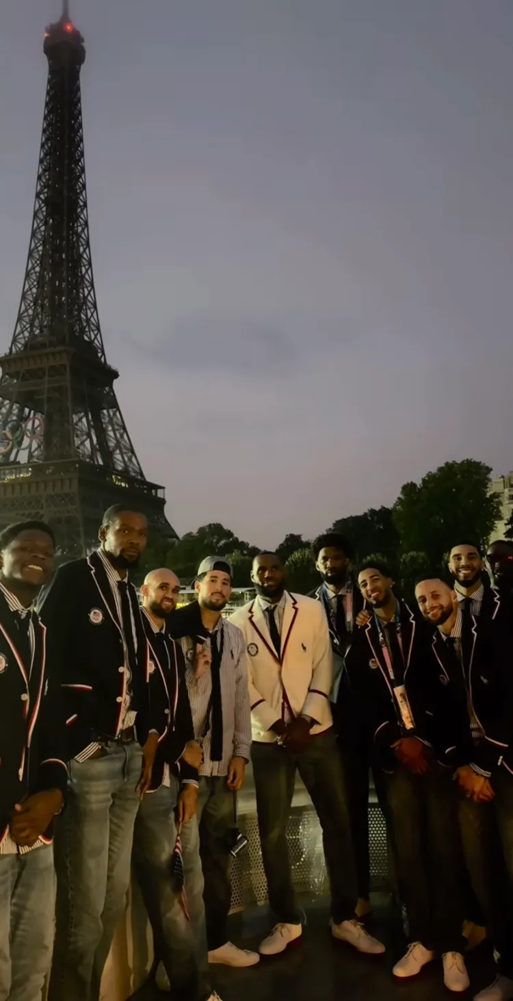 本屆奧運美國隊的進場服由RALPH LAUREN打造。翻攝柯瑞IG