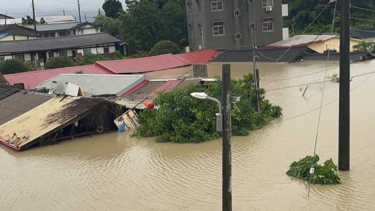 台南地區淹水嚴重。新竹市府提供