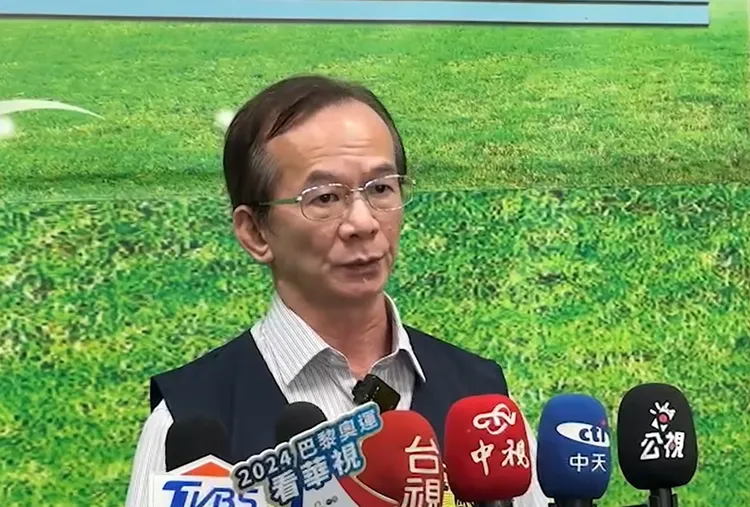 台南市刑大大隊長張文源今天說明林士傑槍殺案偵辦進度。警方提供