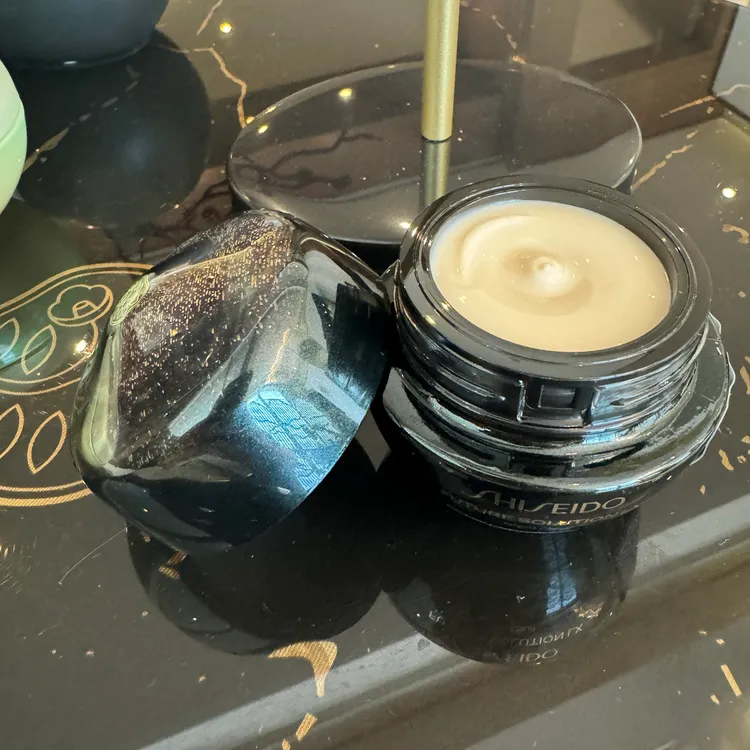 資生堂極上御藏YUTAKA養膚療程中可搶先體驗全新升級版極上御藏晚霜N，還可同步預購。張家玲攝