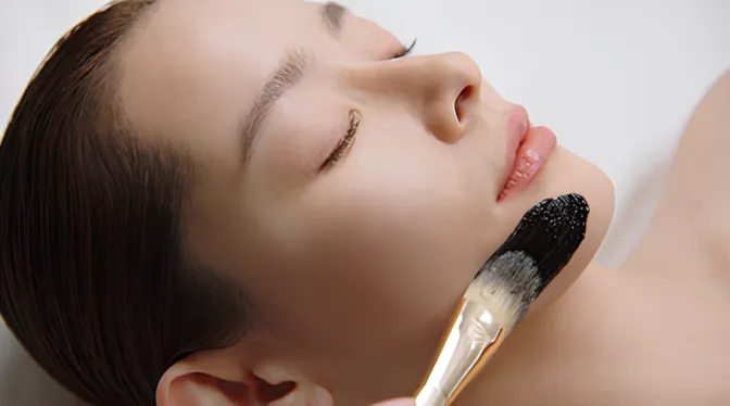 歐美盛行的保養乾刷「白金級超導賦活刷」。品牌提供