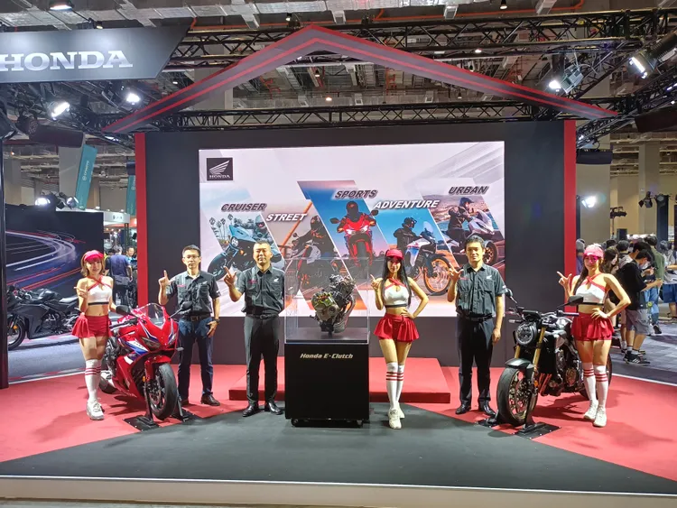 現場也展出全新世代的650R車系，其為首款搭載E-Clutch系統的車款，將進一步提升四缸騎乘性能。林浩昇攝