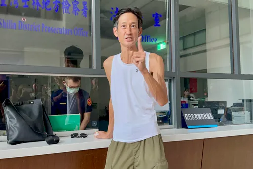 唐治平明認領母親遺體 後事從簡