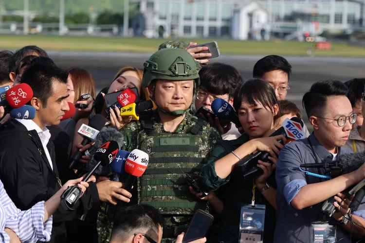 漢光40號實兵演習，國防部發言人孫立方於花蓮空軍基地受訪。李俊毅攝