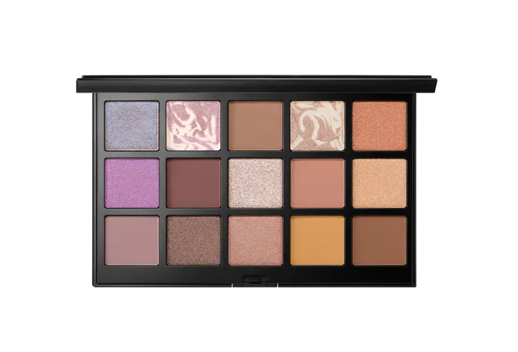 ADDICTION癮炫訂製眼采盤15周年永恆珍藏版擁有7款人氣復刻色和8款限量色。品牌提供