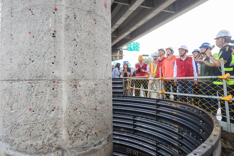 侯友宜指出經過0403的大地震後，浮洲橋耐震能力不足，現正補強當中。新北市府提供