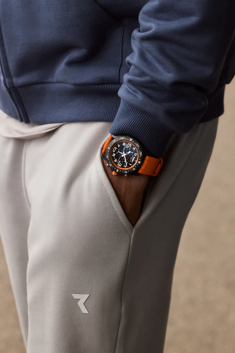 年靈Endurance Pro 43mm腕錶。品牌提供