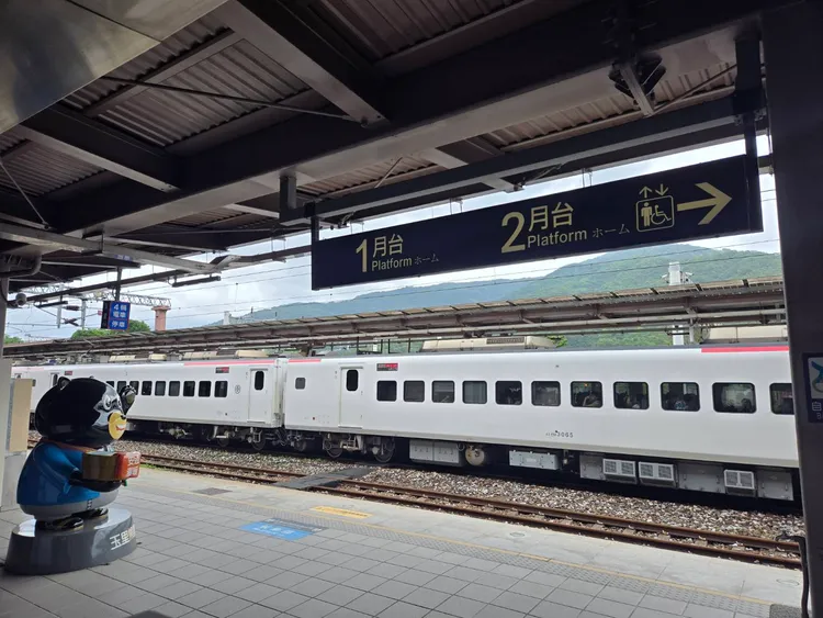 南迴線對號列車今天開放站票。李光濱攝