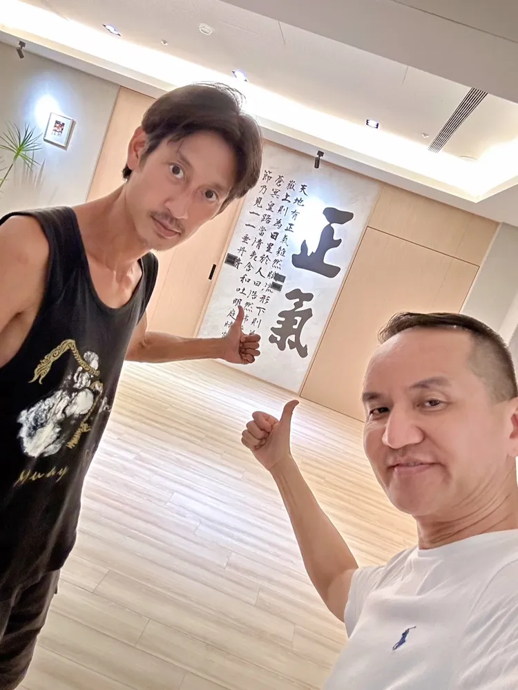 唐治平（左）與常如山有泰國、泰拳等共通話題。資料照片