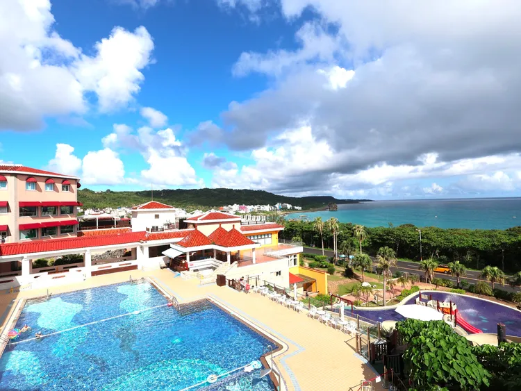 墾丁福容大飯店外觀。業者提供