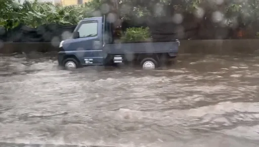 台中没有台风假!上班遇强风豪雨 市民怨:妈妈市长在哪里?
