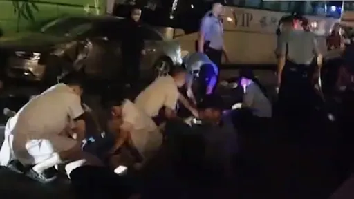 他開車故意撞人釀8死5傷 知情者稱「他是英雄」揭露行兇原因