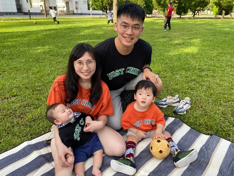 吳杰儒和同為社工的妻子育有二子。吳杰儒提供