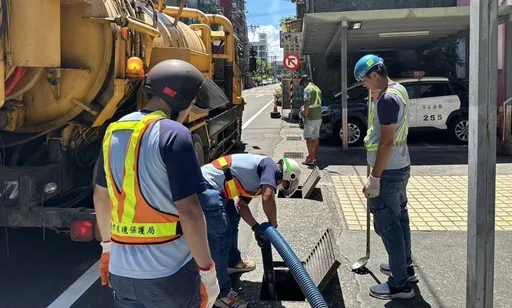 凱米來襲!基隆市環保局加強清溝 安排400餘人待命