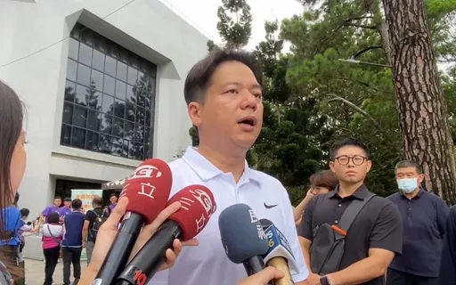 挺高虹安上訴！邱臣遠沉澱一夜後公開露面　首場行程分享代理市長心情
