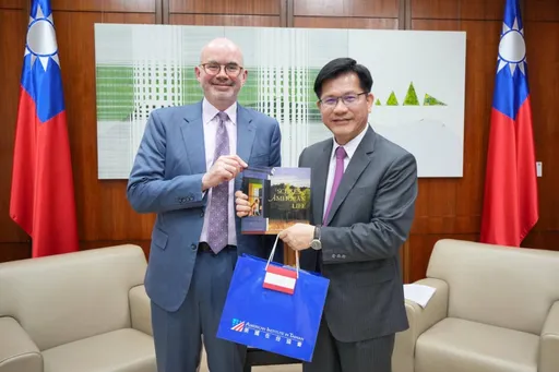 台美關係史上最佳!新任AIT處長谷立言拜會林佳龍