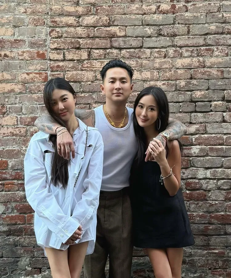 孫瑩瑩（左起）、孫智宏、孫芸芸一家人都擁有高顏值。翻攝孫芸芸IG