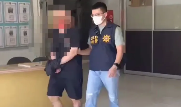 嫌犯依違反槍砲彈藥管制條例、毒品危害防制條例等罪移送偵辦。翻攝畫面