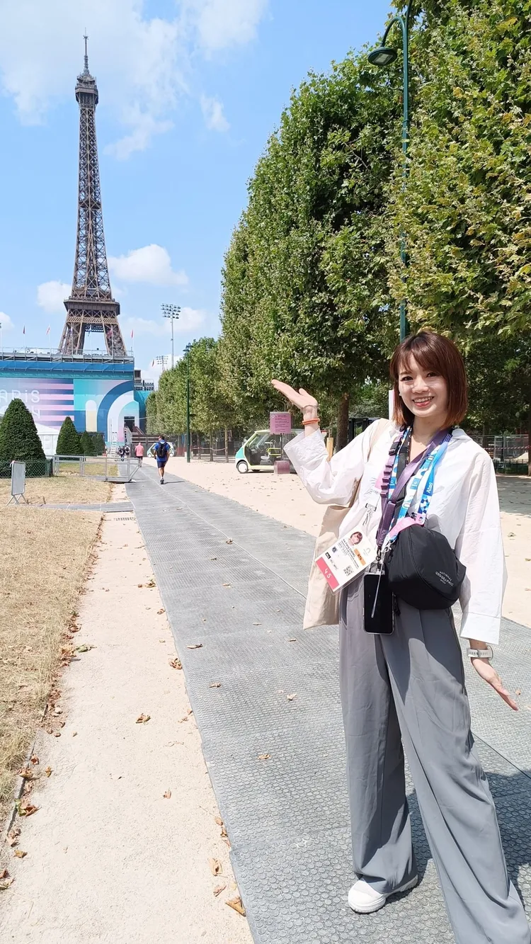 特派記者鄭雅方直呼：「MasterPiece。」華視提供