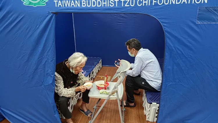 52位居民接受安置，4人依親。縣府提供