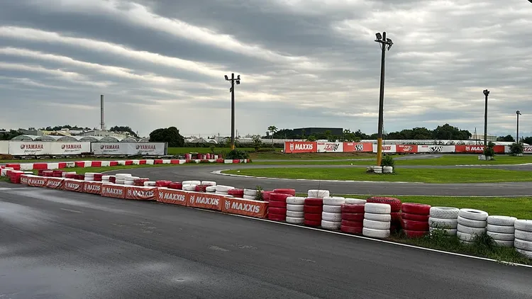 台中市26歲警員前在彰化溪湖K1賽車場騎重機自摔，搶救4天後過世，將做器捐手術遺愛人間。翻攝臉書粉專「卡丁車-溪湖k1賽車場」