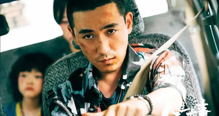 朱一龍在《人生大事》演殯葬業者。劇照