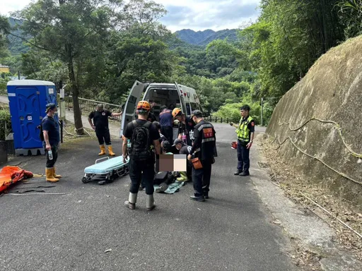 新北平溪健行團出事!66歲山友「心臟不適」當場昏迷 送醫急救仍不治