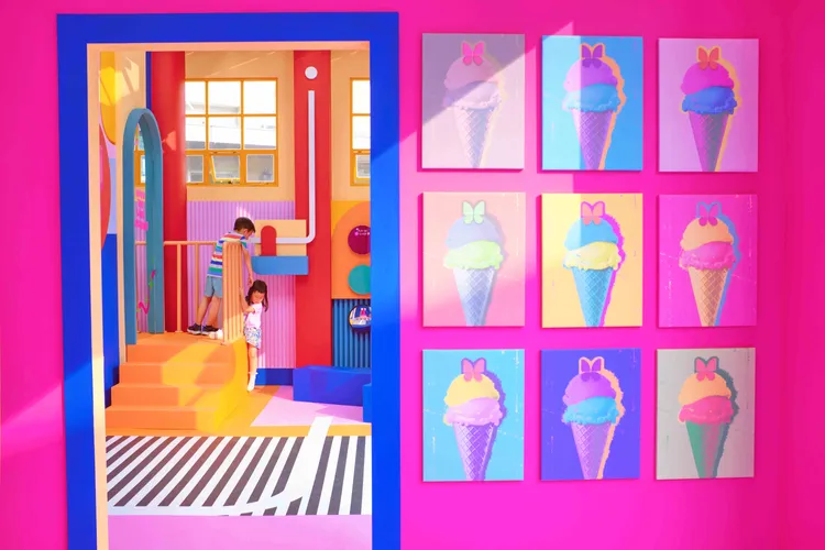 場內一隅的普普風冰淇淋超級俏皮，散發出陣陣沁涼消暑感。業者提供