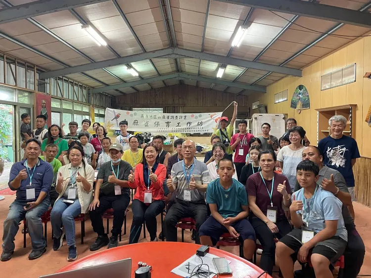 林保署與高醫大合作調查山麻雀。林保署提供