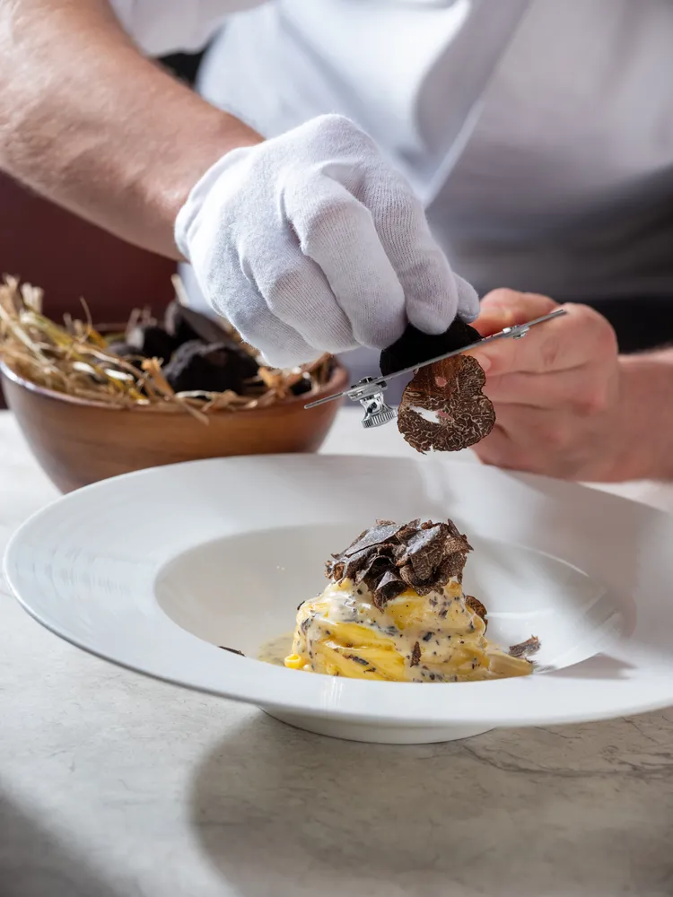 「Bencotto」義大利餐廳即日起推出黑松露單點限定美饌。業者提供