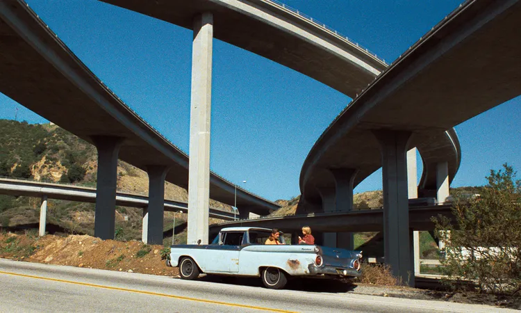 《巴黎，德州》被譽為影史最完美的公路電影之一。甲上娛樂提供