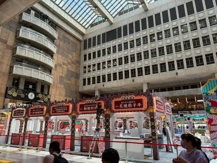 「台灣市博會海味市集」活動限定兩天快閃。路上觀察學院臉書社團