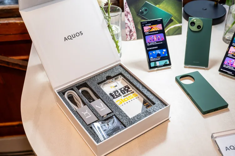 首購將附送限量大禮包。夏普提供。