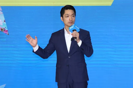 北市狼師案柯、蔣誰罵聲多?他負聲量太驚人、好感度創新低