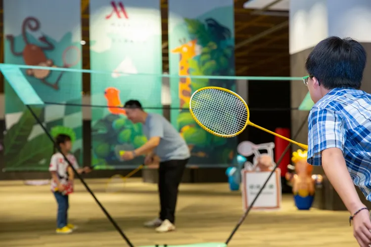 台北萬豪酒店「奧林PK樂遊島」住房專案，可以暢玩室內球類運動。業者提供