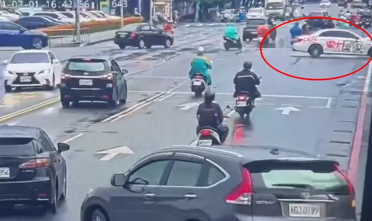 杜男開車衝撞總統府。警方提供