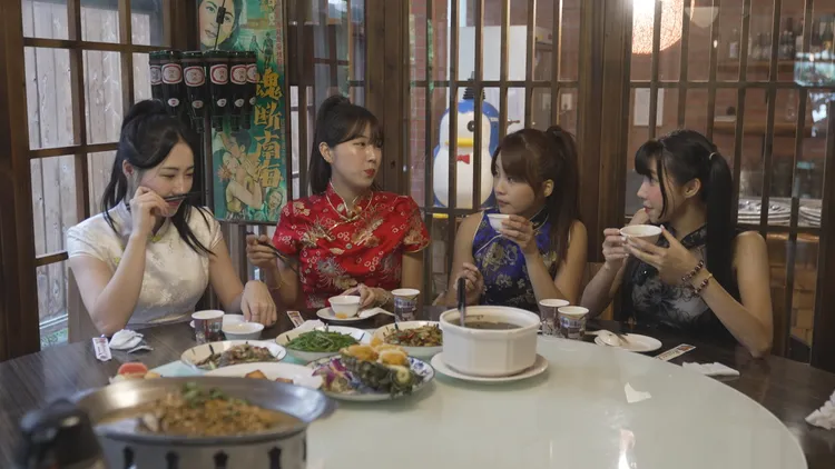 綜藝節目《懿想天開》體驗高雄遊程。三立提供