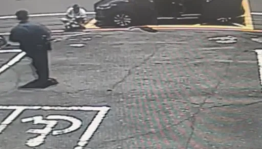 「救救我女兒!」台南1歲娃突翻白眼沒呼吸 警接力開道送醫救一命