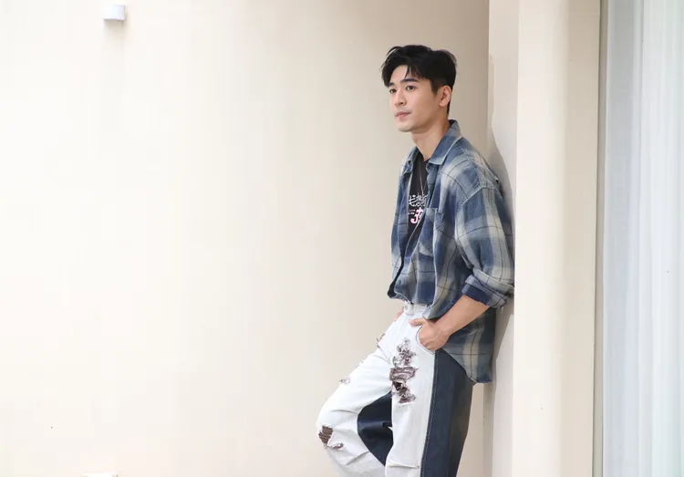 涂善存不敢主動追求。攝影中心攝