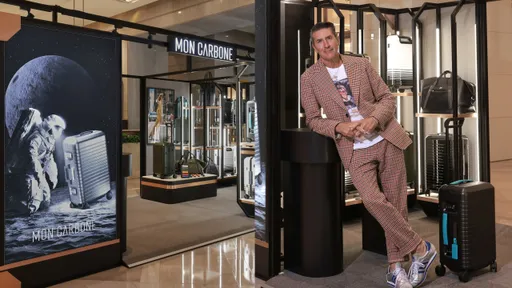 MON CARBONE行李箱輕盈又耐用　日本時尚頑童來台都要它陪