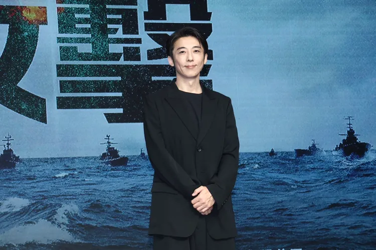 高橋一生今早順利離台返回日本。彭欣偉攝