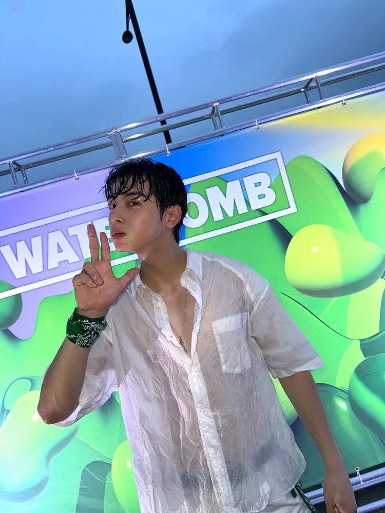 車銀優全身包緊緊，但白色襯衫下好身材原形畢露，反而讓粉絲覺得更性感。翻攝車銀優官方X（推特）