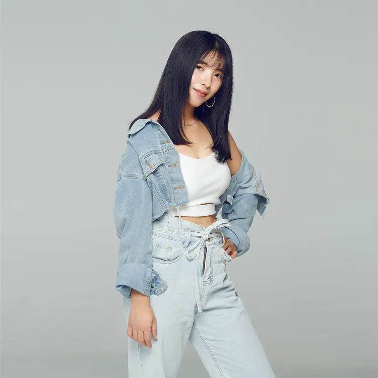 希望大家一起來直播間感受札札幽默有趣的靈魂。