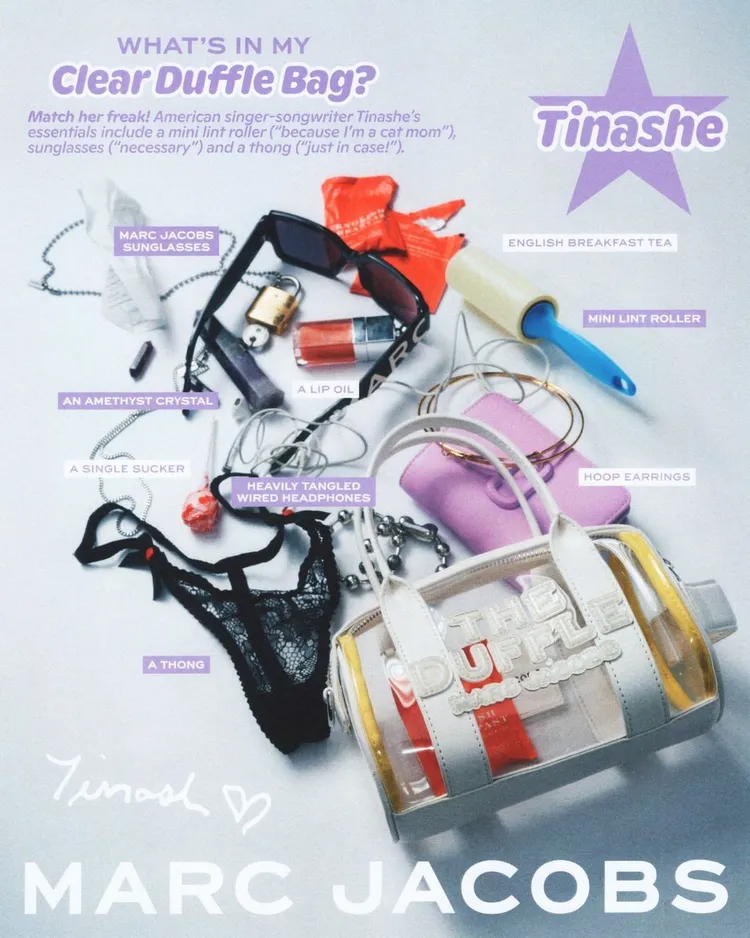 TinaShe的透明THE DUFFLE圓筒包中帶有唇油、MJ墨鏡、黏毛滾筒以及黑色丁字褲。品牌提供