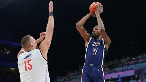 巴黎奧運｜哥不用熱身賽！KD上半場超狂「8投8中」　美國男籃110比84痛宰塞爾維亞