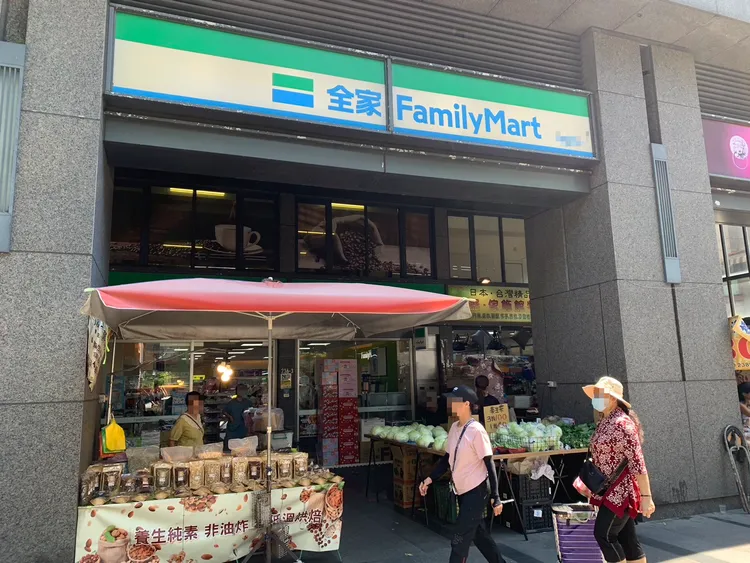 今年1月初正妹店員上班時，疑似遭一名王姓物流司機性騷。葉先鵬攝