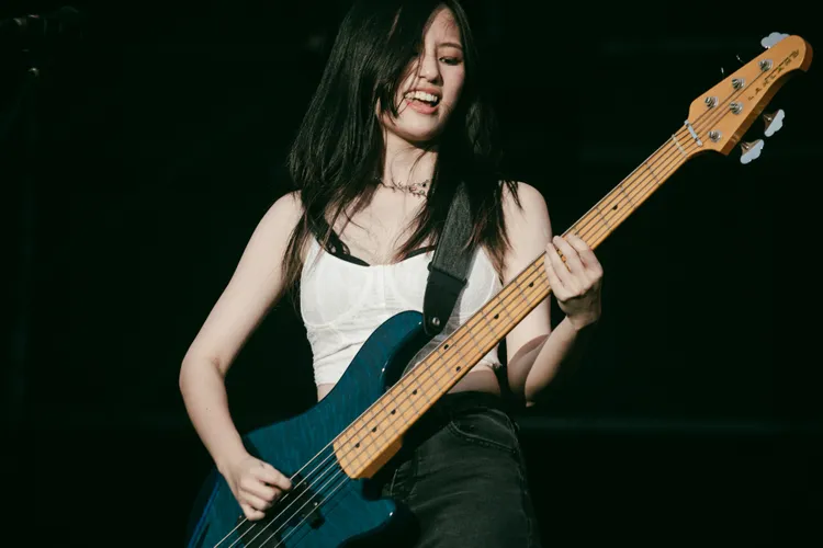 美秀集團熱力演出。本色音樂提供