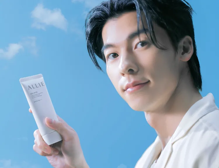 許光漢今年成為ALLIE品牌大使。翻攝影片